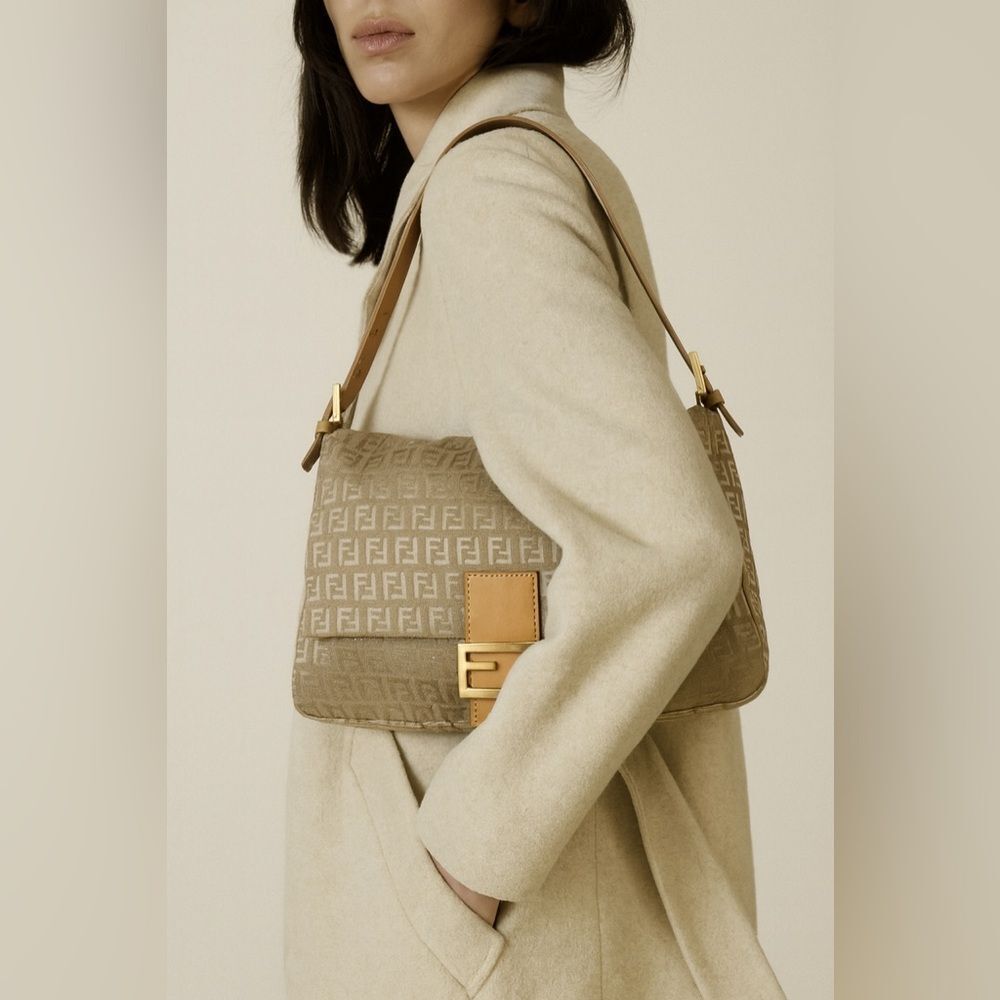 Authentic FENDI Mama Beige Monogram FF Zucchino Canvas Single Shoulder B… - Picture 3 of 16